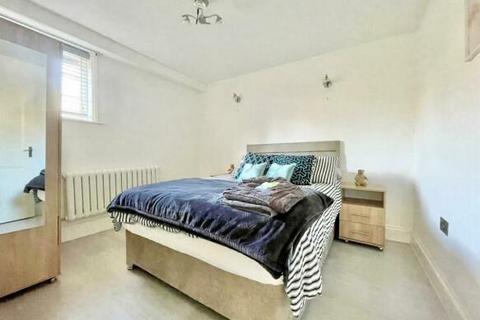 2 bedroom end of terrace house for sale, High Street, Brasted TN16