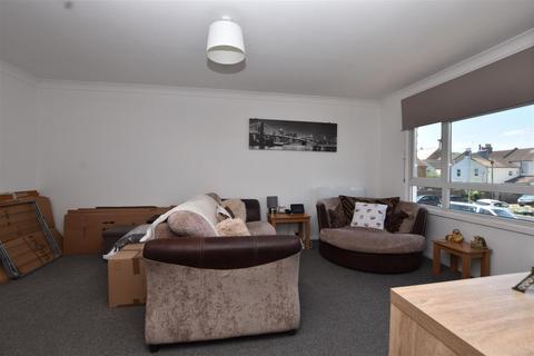 1 bedroom flat for sale, Taddington Road, Eastbourne