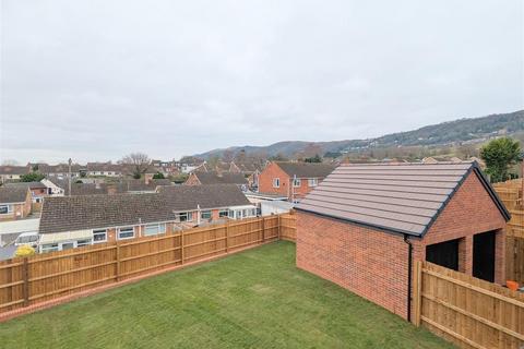 3 bedroom detached house to rent, 36 Strothers Avenue, Malvern