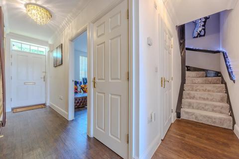 5 bedroom end of terrace house for sale, Magazine Mews, Southend-On-Sea SS3