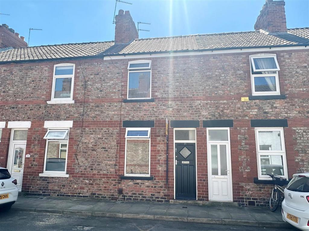 Diamond Street, The Groves 2 bed terraced house for sale £225,000