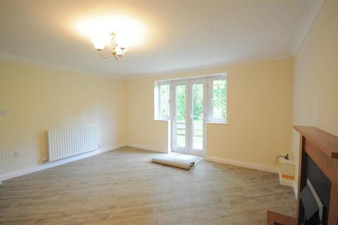 2 bedroom flat to rent, Trent Bridge Close, Trentham, Stoke-On-Trent