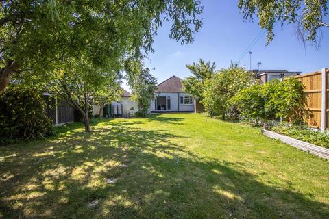 3 bedroom detached bungalow for sale, Boswell Avenue, Rochford SS4