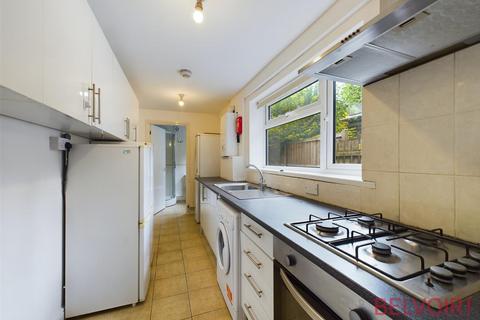 4 bedroom terraced house for sale, Hart Street, Lenton, Nottingham