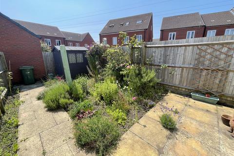 2 bedroom semi-detached house for sale, Stryd Bennett, Llanelli