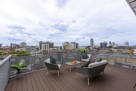 2 bedroom penthouse for sale, Greyfriars Road, Cardiff CF10