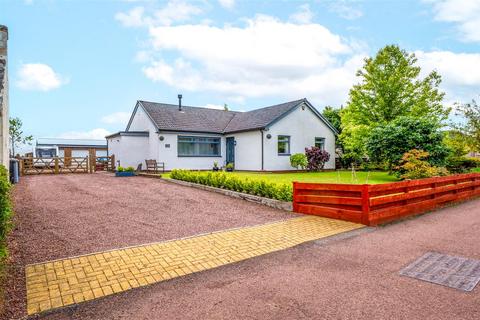 4 bedroom detached bungalow for sale, Main Street, Braehead, Forth