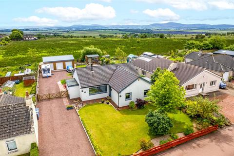 4 bedroom detached bungalow for sale, Main Street, Braehead, Forth