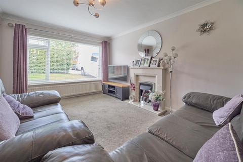 4 bedroom semi-detached house for sale, Erskine Close, Hinckley