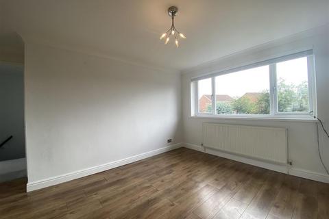 2 bedroom flat to rent, Carlton Close, Ouston, Chester Le Street