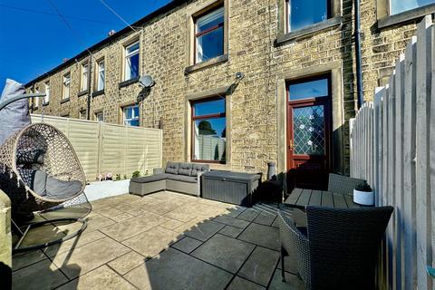 3 bedroom terraced house for sale, Summer Street, Netherton, Huddersfield, HD4 7JG