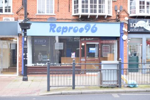 Shop to rent, High Road, Loughton