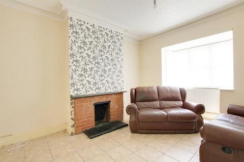 4 bedroom terraced house for sale, Alford Road, Sutton-On-Sea LN12