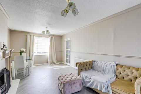 73 Arnside Road, Nottingham, NG5 5HH