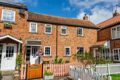 2 bedroom terraced house for sale, Harrogate Road, Green Hammerton, York