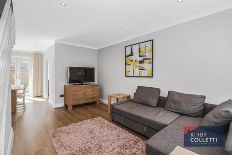 2 bedroom end of terrace house for sale, Oak Tree Close, Hertford Heath