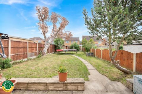 3 bedroom semi-detached house for sale, St. Vincent Avenue, Branton, Doncaster