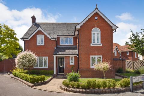4 bedroom detached house for sale, Celeborn Street, South Woodham Ferrers