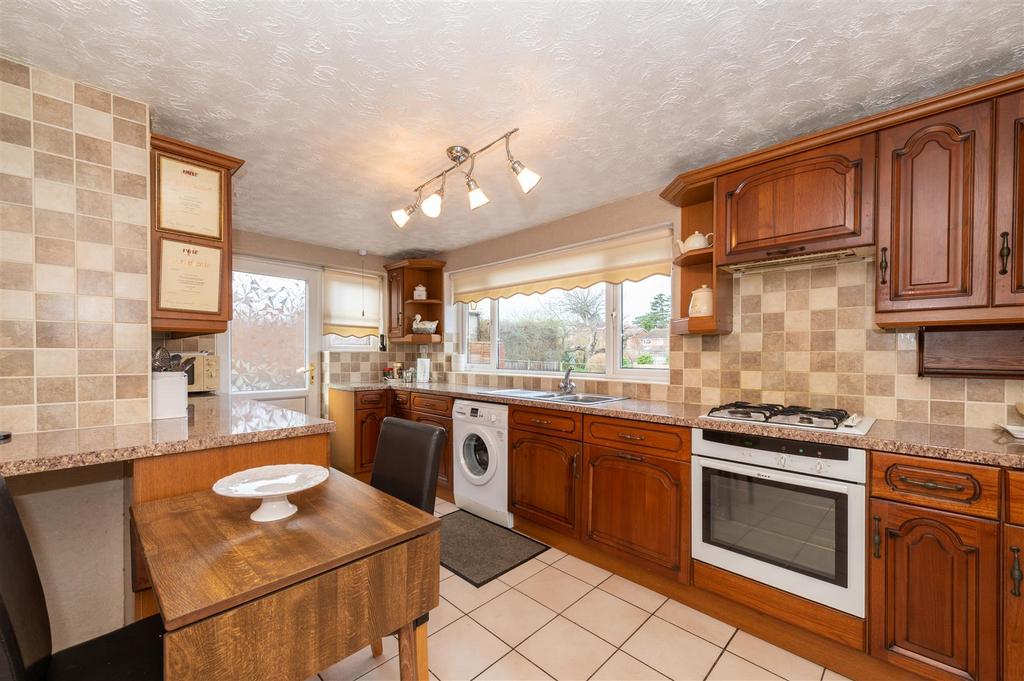 Bewdley Hill, Kidderminster 2 bed detached house for sale £289,950