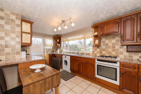 151 Bewdley Hill, Kidderminster, DY11 6BS