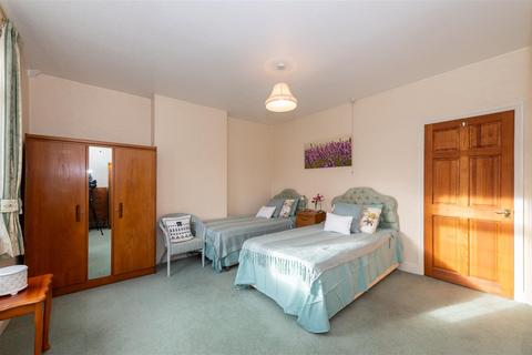 151 Bewdley Hill, Kidderminster, DY11 6BS