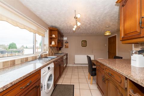 151 Bewdley Hill, Kidderminster, DY11 6BS