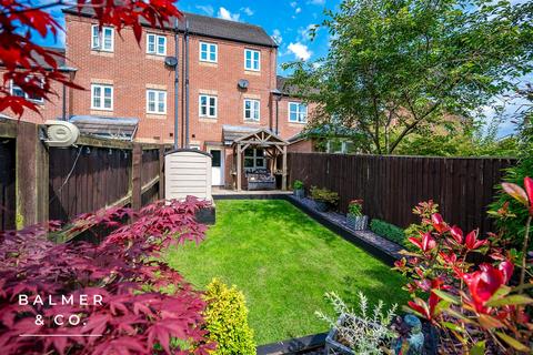 4 bedroom townhouse for sale, Albion Close, Atherton M46