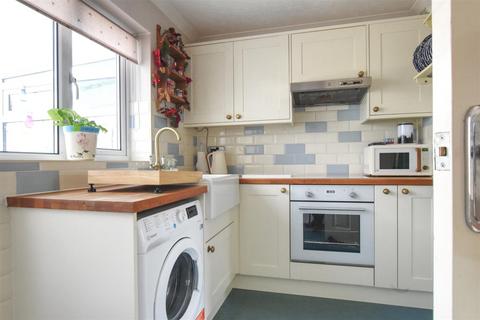 2 bedroom semi-detached house for sale, Mistley Close, Bexhill-On-Sea