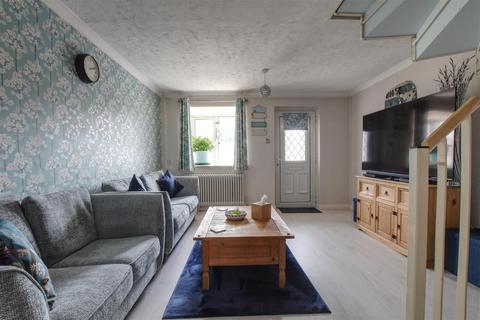 18 Mistley Close, Bexhill-on-sea, TN40 2TD