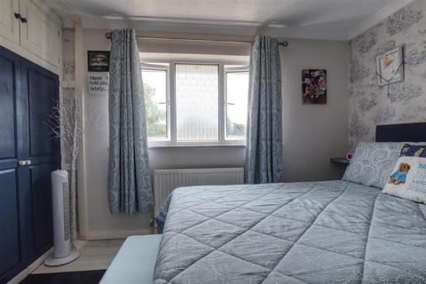 18 Mistley Close, Bexhill-on-sea, TN40 2TD