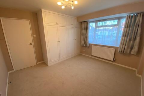 25 Derwent Drive, Petts Wood, Orpington, BR5 1EN