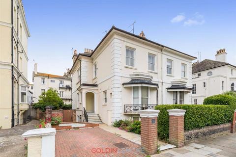 1 bedroom ground floor flat for sale, Medina Villas, Hove