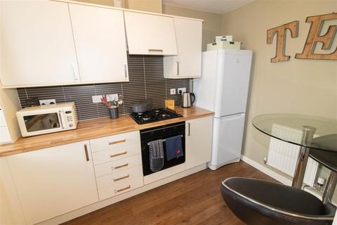 18 Dobson Close, High Spen, Rowlands Gill, NE39 2BF
