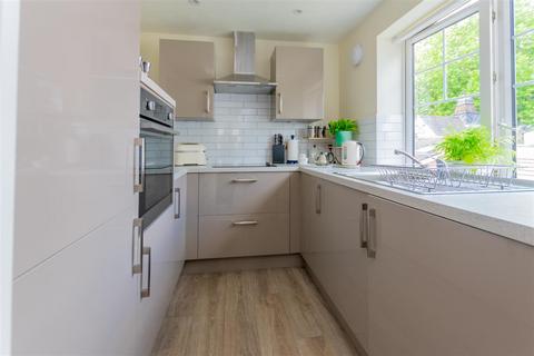 undefined, Manor Lodge, Manor Park, Ruddington