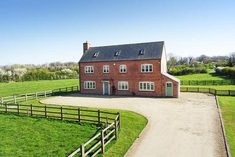 5 bedroom detached house to rent, Broad Lane, Husbands Bosworth, Lutterworth