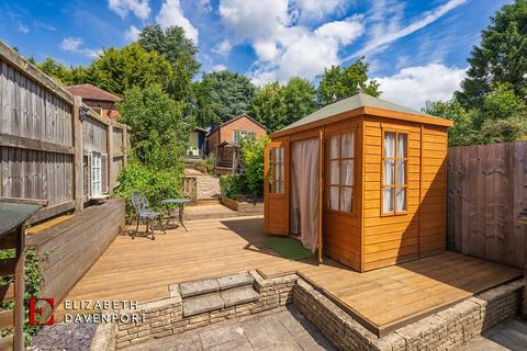 2 bedroom cottage for sale, The Bank, Stoneleigh