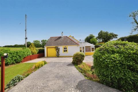 2 bedroom detached bungalow for sale, Eglwyswrw, Crymych