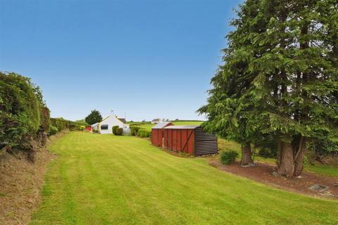 2 bedroom detached bungalow for sale, Eglwyswrw, Crymych