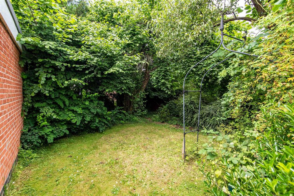 9 ruddingtonlane.low-15.jpg