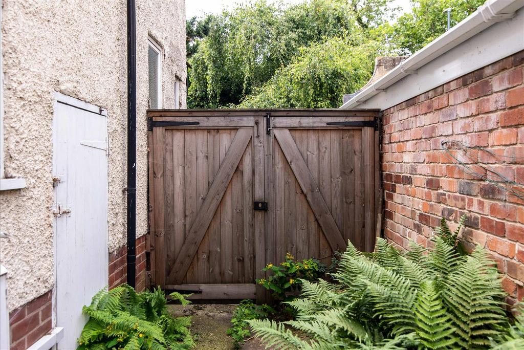 9 ruddingtonlane.low-16.jpg