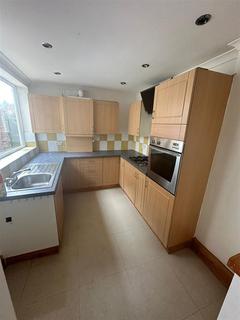 2 bedroom flat to rent, Hollins Lane, Middlesbrough TS5