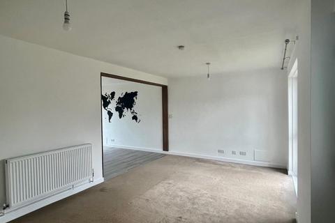 2 bedroom end of terrace house to rent, Walnut Close, Raf Lakenheath IP27