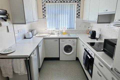 14 Grose Meadows, St Dennis, St Austell, PL26 8SG