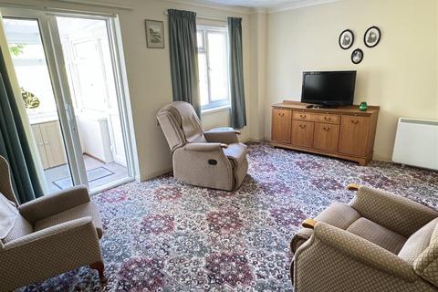 14 Grose Meadows, St Dennis, St Austell, PL26 8SG