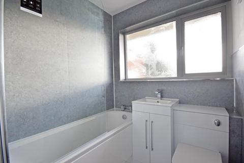 2 bedroom flat to rent, Dark Lane, Stratford-Upon-Avon CV37