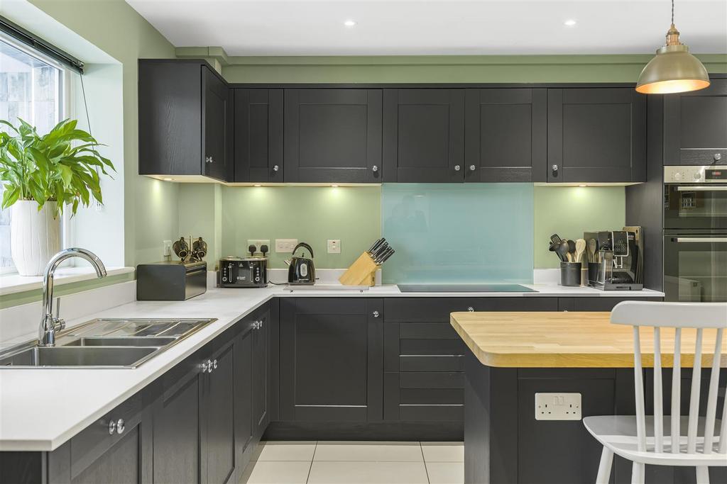 284 25614.jpg