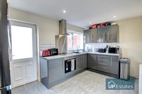 2 bedroom terraced house for sale, Woodburn Close, Allesley Park, Coventry