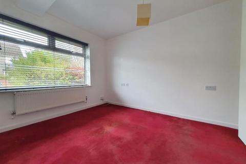 1 bedroom flat to rent, Dinmor Road, Manchester