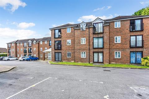 1 bedroom apartment for sale, Woodlands Way, Andover