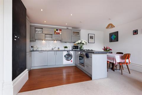 2 bedroom apartment for sale, Kenilworth Road, Leamington Spa